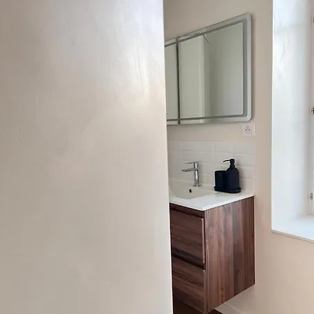 Myaka Wood Apartman