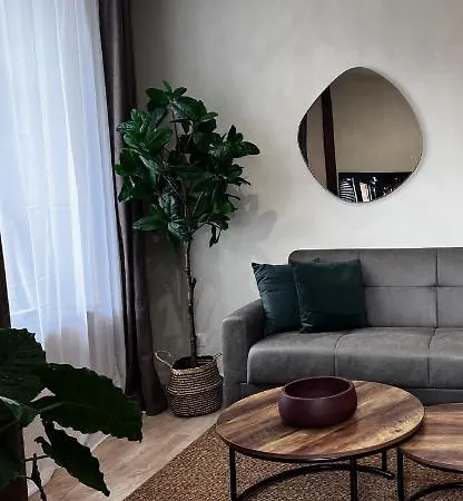 아파트 Myaka Wood